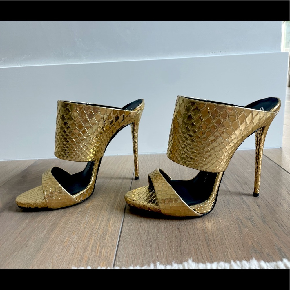 Giuseppe Zanotti Gold Snake Heel